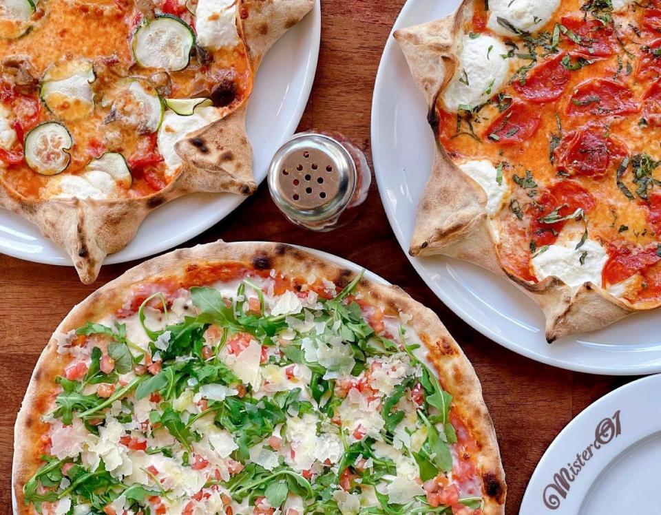 Miami's Mister O1 Extraordinary Pizza opened a location in Boca Raton.