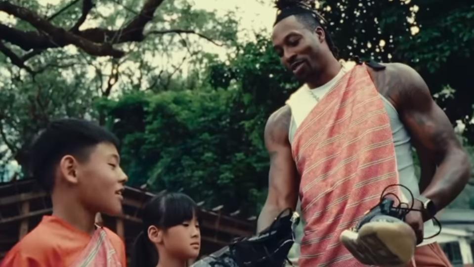 影片中出現許多霍華德在台灣的回憶。（圖／翻攝自dwighthoward IG）