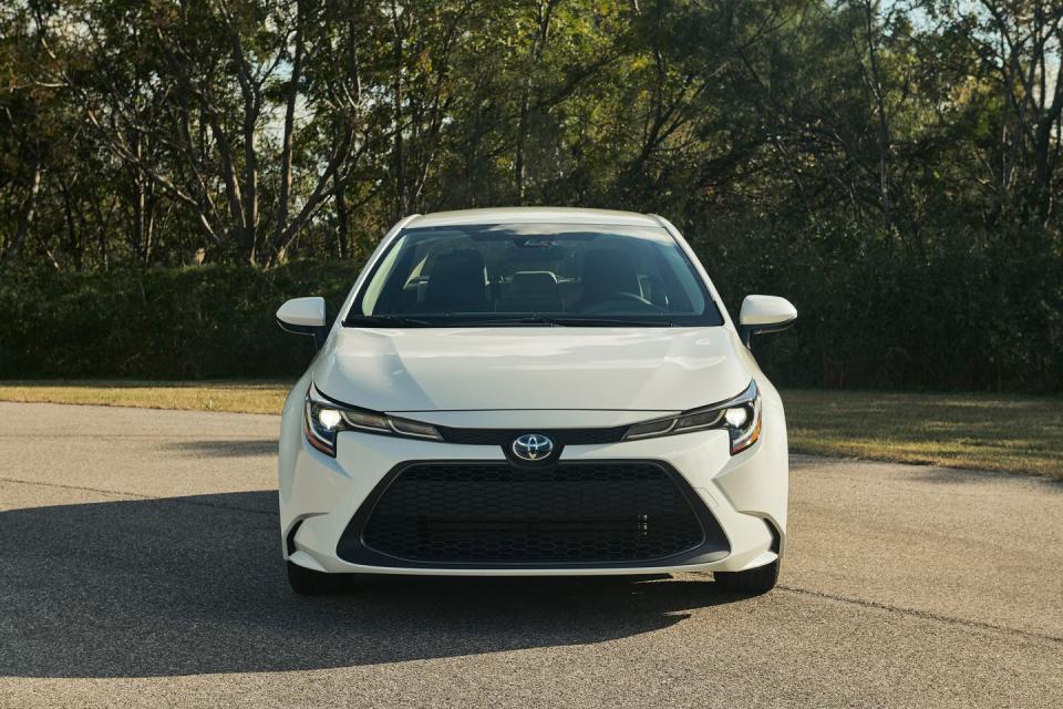 <p>The Corolla hybrid has Normal, Eco, and Sport driving modes, with each affecting the response of the powertrain.</p>