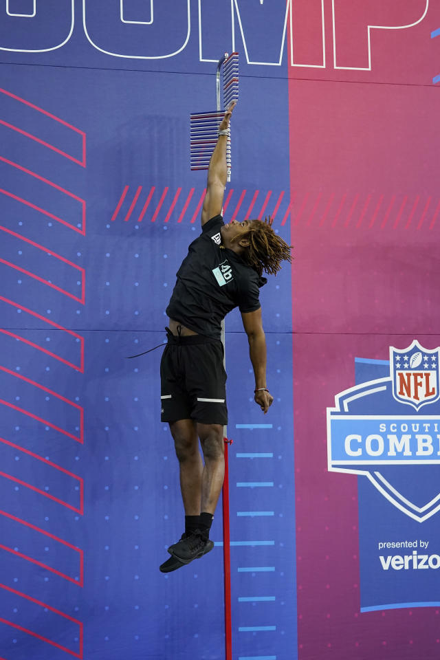 Georgia's Lewis Cine makes statement with performance at NFL combine