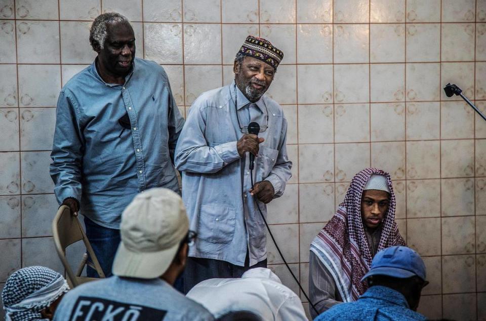 Imam Nasir Ahmad speaks during the Ramadan open house at Masjid Al-Ansar on Thursday, April 6, 2023. Masjid Al-Ansar is the oldest mosque in Florida.