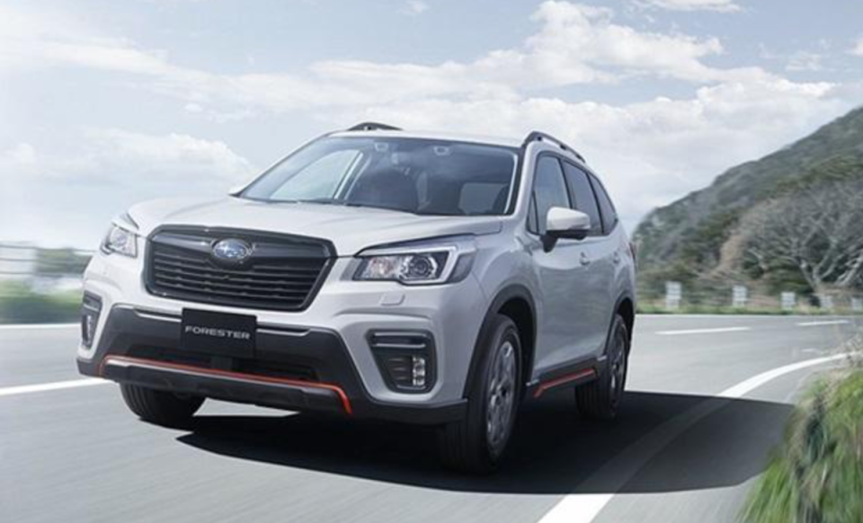 Forester e-Boxer、RAV4 Hybrid 油耗與排氣量設定，節能、稅金上兩車各有千秋，未來台灣 Forester e-Boxer 價格設定上，勢必會以對手 RAV4 Hybrid 做為考量重點。