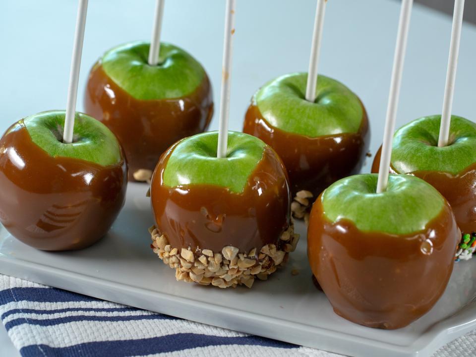 Classic Caramel Apples