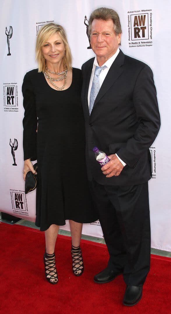La actriz Tatum O'Neal y su padre, Ryan O'Neal, en los Genii Awards, en 2010 en Los Ángeles, California
