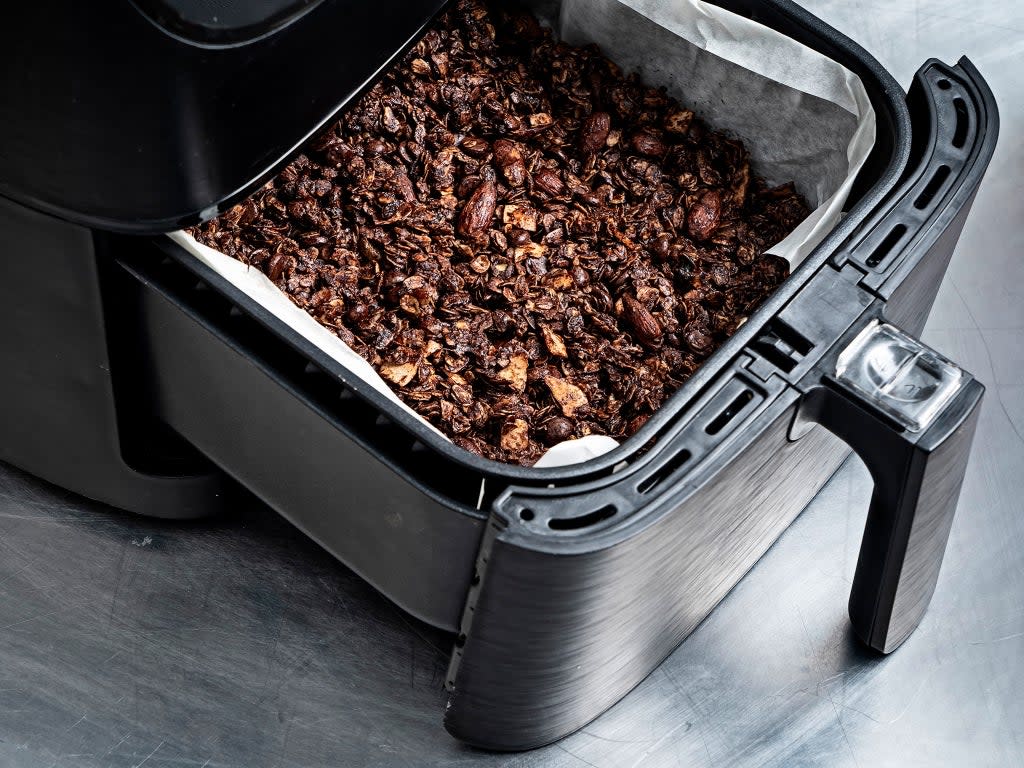 Make granola in the air fryer and turn out morsels that exceed even my crunchiest dreams (Scott Suchman/The Washington Post)