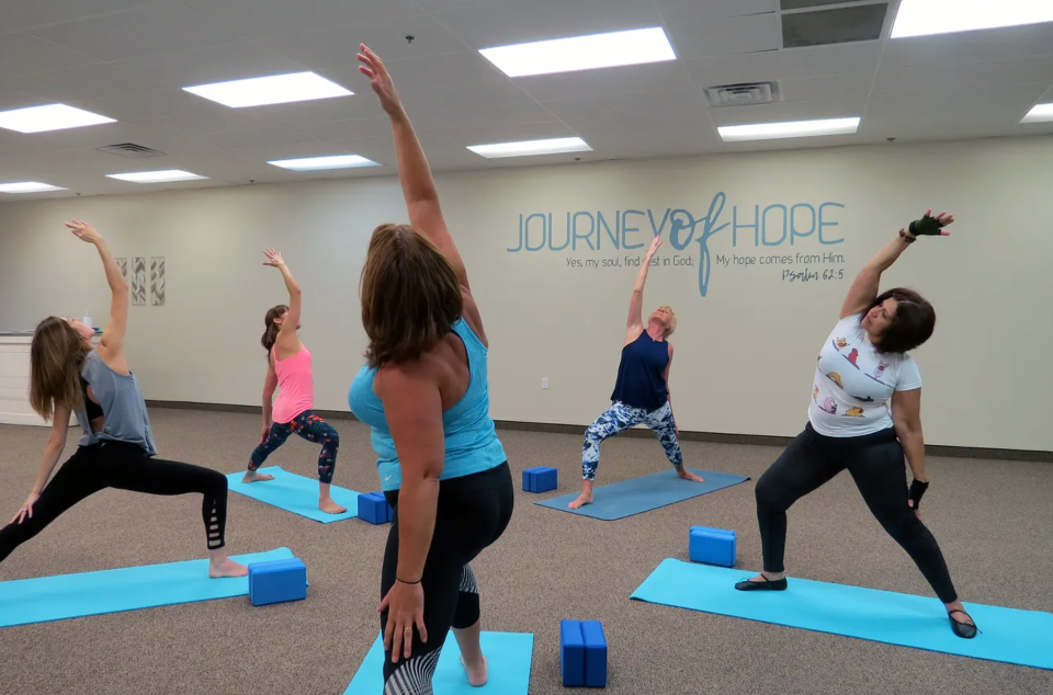 A faith-based nonprofit yoga studio in Holland will host a free workshop for those who previously or currently are experiencing a cancer diagnosis.