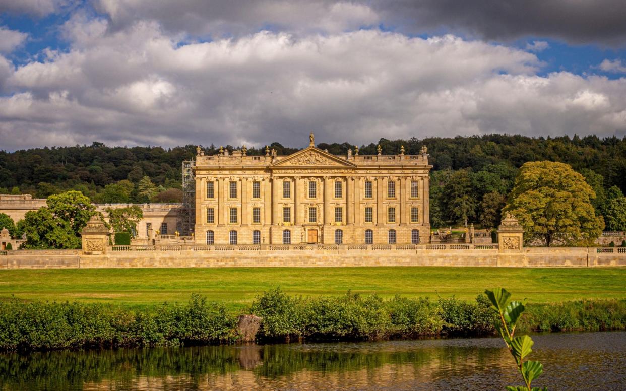  Chatsworth House