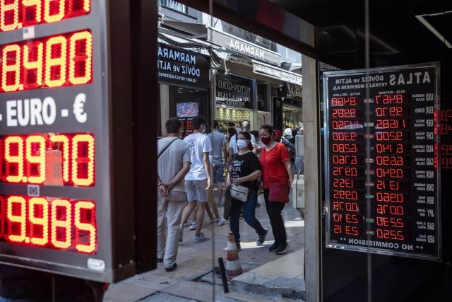 turkey central bank resumes interventions to stem lira rout