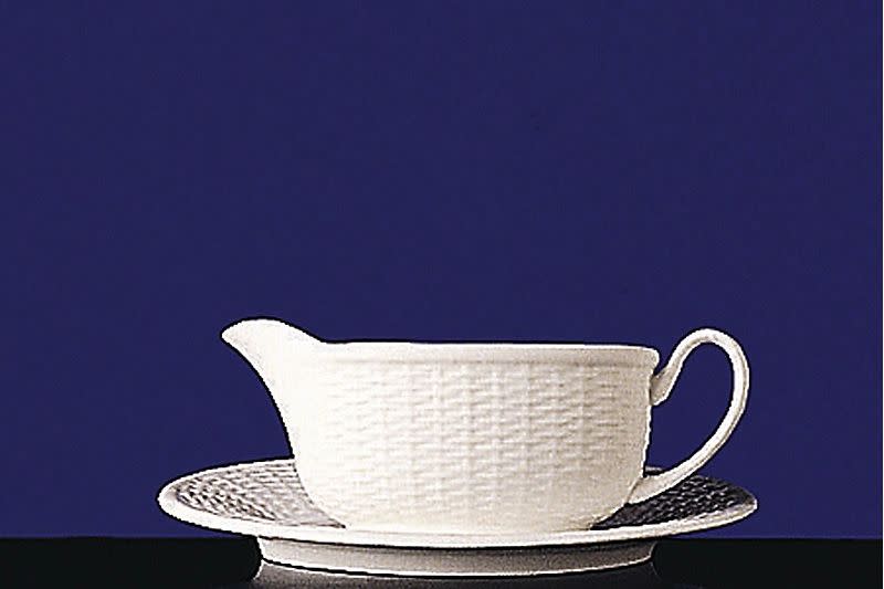 Wedgwood Nantucket Basket