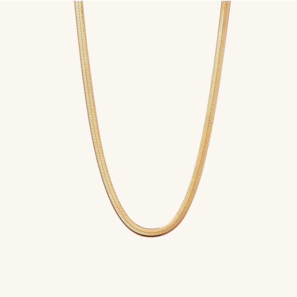 <p><a href="https://go.redirectingat.com?id=74968X1596630&url=https%3A%2F%2Fmejuri.com%2Fshop%2Fproducts%2Fbold-herringbone-chain-necklace&sref=https%3A%2F%2F" rel="nofollow noopener" target="_blank" data-ylk="slk:Shop Now;elm:context_link;itc:0;sec:content-canvas" class="link ">Shop Now</a></p><p>Bold Herringbone Chain Necklace</p><p>$198.00</p><p>mejuri.com</p><span class="copyright">Mejuri</span>