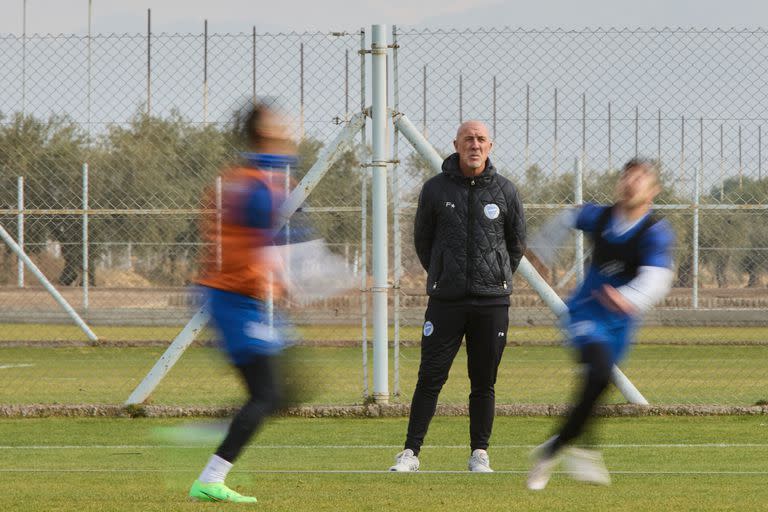 "Si te va mal, esté yo o no esté yo, el hincha te putea igual. Por ahí no será una puteada mayor, pero te putea igual, al hincha lo único que le interesa es ganar", reflexiona Oldrá sobre las exigencias - Créditos: @Marcelo Aguilar