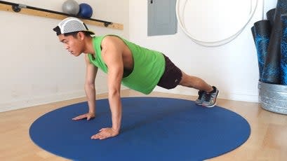 <span class="article__caption">Power and clap push-ups <strong>step 1</strong>.</span> (Photo: Hayden Carpenter) <figure><figcaption><span class="article__caption">Power and clap push-ups <strong>step 2</strong>.</span> (Photo: Hayden Carpenter) <figure><figcaption><span class="article__caption">Power and Clap push-ups <strong>step 3</strong>.</span> (Photo: Hayden Carpenter)</figcaption></figure> </figcaption></figure>