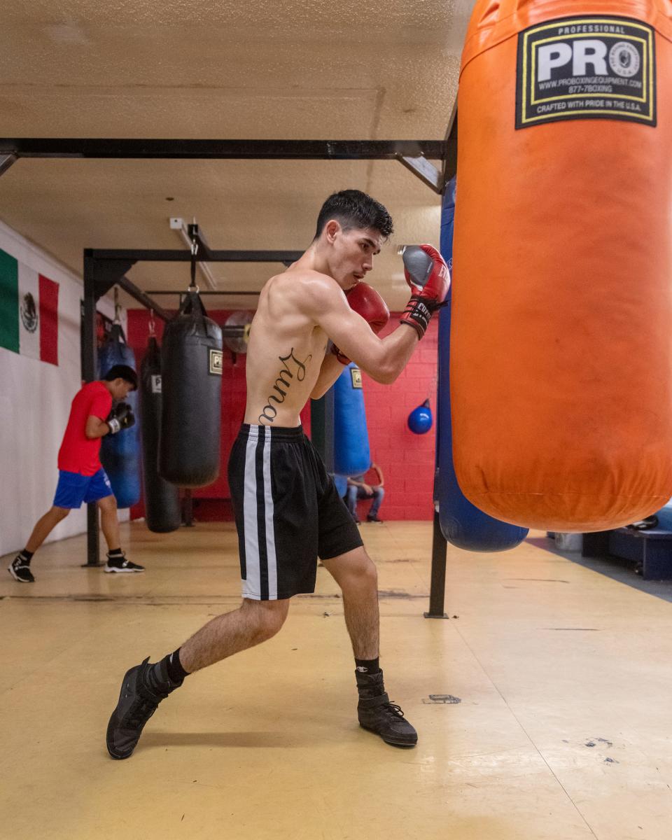 Danny Luna, 19, of Victorville, will make his professional boxing debut in Indio on Thursday, May 12, 2022 at Fantasy Springs Resort Casino. Luna is scheduled to take on Jonathan Berry.