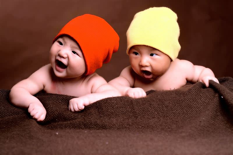 大家對於懷雙胞胎、3胞胎，已經不再感到稀奇。（示意圖／pixabay)