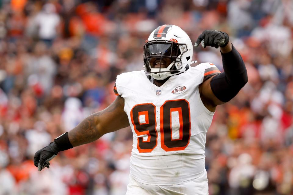 Browns defensive tackle Maurice Hurst II (90) reacts after making a defensive stop against the San Francisco 49ers, Sunday, Oct. 15, 2023, in Cleveland.