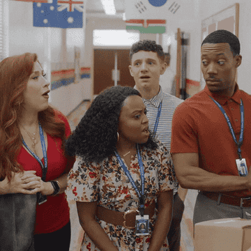 Quinta Brunson, Tyler James Williams, Lisa Ann Walter, and Chris Perfetti in 