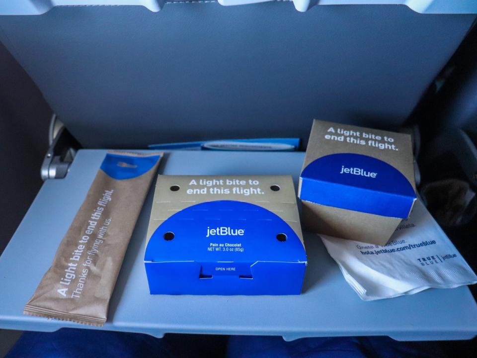 Flying JetBlue Airways from New York to London - JetBlue Airways London Inaugural Flight