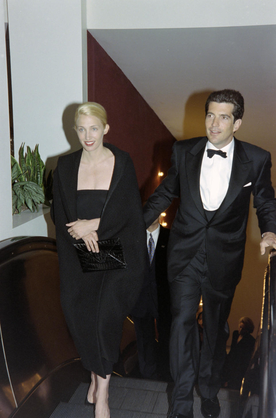 Carolyn Bessette-Kennedy and John F. Kennedy, Jr. attend the Municipal Art Society's Jacqueline Kennedy Onassis Medal Award ceremony and reception at the Minskoff Theatre on April 7, 1998 in New York. (Photo by Steve Eichner/Penske Media via Getty Images)