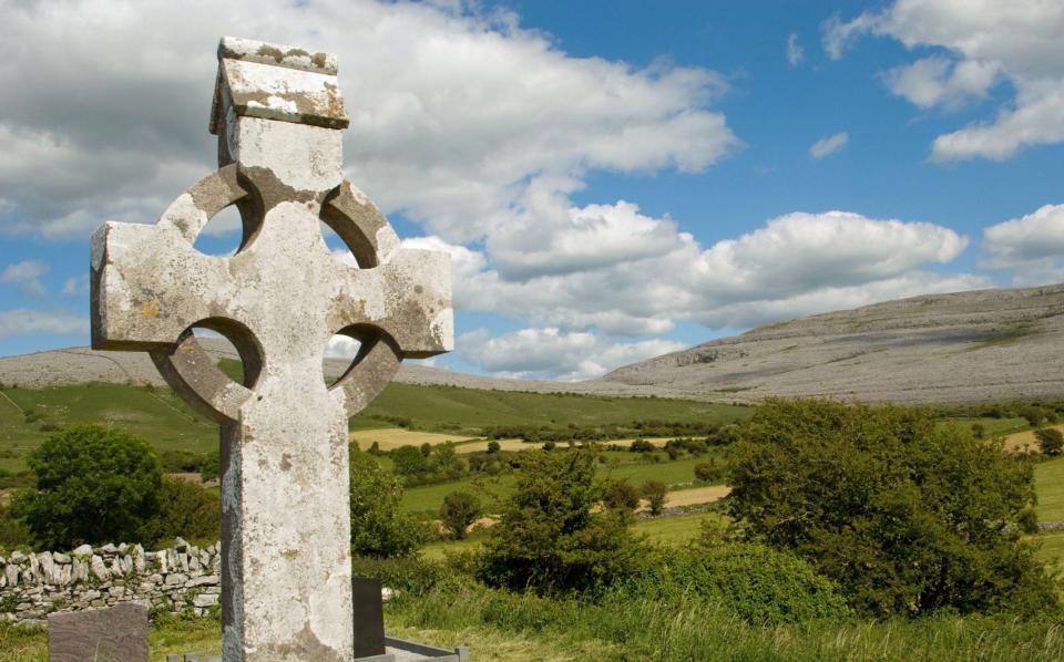 Cross takes place in the countryside near the Irish border