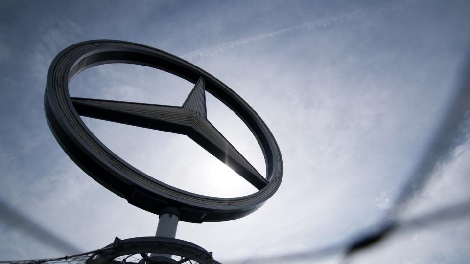 Der Mercedes-Stern, Logo der Automarke Mercedes-Benz. Foto: Sebastian Gollnow