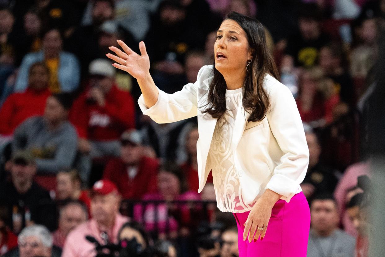 Nebraska Cornhuskers head coach Amy Williams against the Iowa Hawkeyes on Feb. 11.