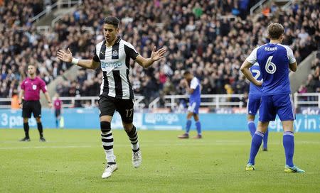 Britain Soccer Football - Newcastle United v Ipswich Town - Sky Bet Championship - St James' Park - 22/10/16 Ayoze Perez of Newcastle United celebrates scoring his teams second goal Mandatory Credit: Action Images / John Clifton Livepic