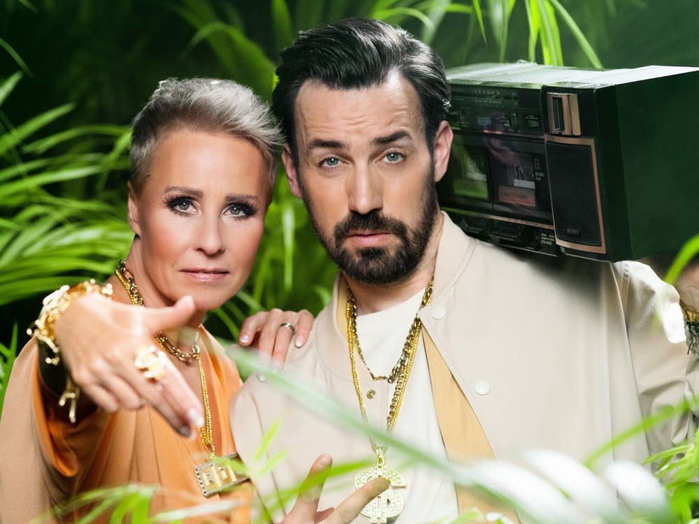 Sonja Zietlow und Jan Köppen bilden das neue Dschungel-Moderationsduo. (Bild: RTL / Ruprecht Stempell)