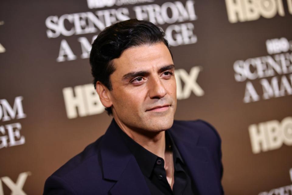 Oscar Isaac pictured not doing a British accent  (Getty Images)