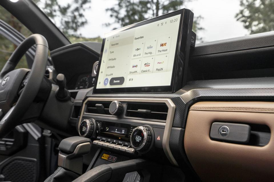 2025 toyota 4runner interior