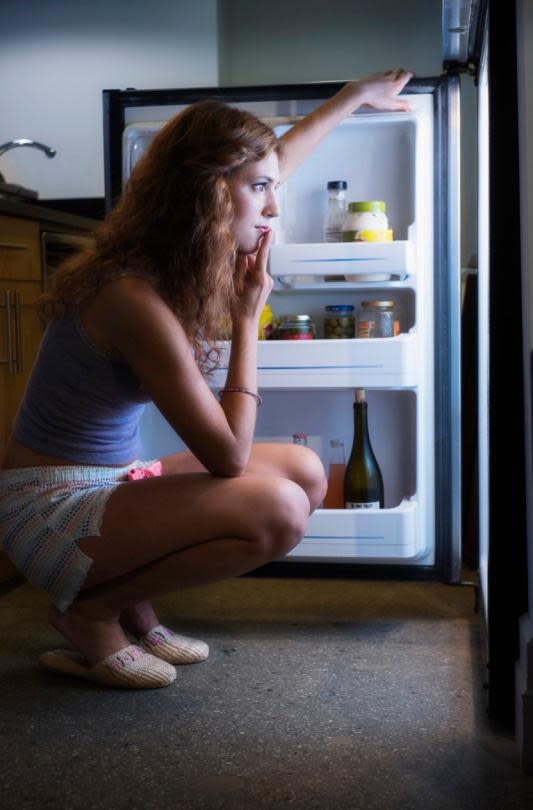 Always seem to be “hungry” at night? (Photo: Getty Images)