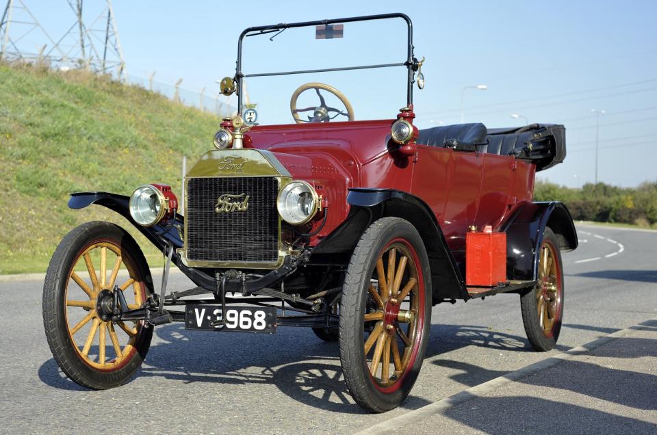 <p>The utilitarian simplicity of the Ford Model T that went on sale in 1908 barely changed throughout the car’s long life. Its clean lines established the general layout and style of most cars to come for the next three decades with flowing wings, prominent radiator, and the engine at the front.</p><p>Loathe to spend money on unnecessary development, Ford kept the Model T as basic as it could get away with. As a result, the price came actually down during its production life and it helped Ford produce more than <strong>15 million</strong> by the time the last T rolled off the line in 1927.</p>