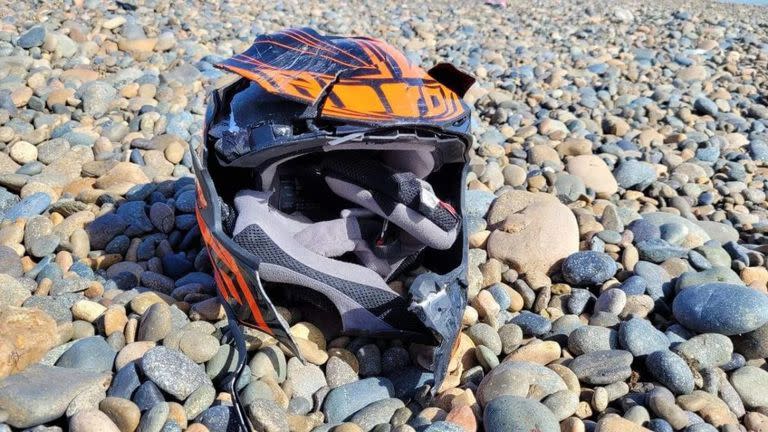 El hallazgo del casco del joven desaparecido dio pistas a la policía sobre un posible accidente en la zona de Rocas Coloradas.