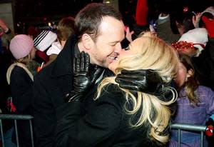 Donnie Wahlberg and Jenny Mccarthy | Photo Credits: Roger Kisby/DCNYRE2014/Getty Images