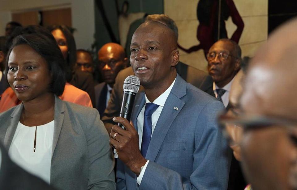 Haitian President Jovenel Moïse, accompanied by his wife, Martine Marie Etienne Joseph, speaks to a group of Haitians living in South Florida who welcomed him as he makes his first visit to Miami as president during a community meeting at the Little Haiti Cultural Center on Friday, June 16, 2017. PEDRO PORTAL/pportal@miamiherald.com