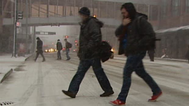 A heavy spring snowfall hit the Edmonton region during the morning commute Thursday.