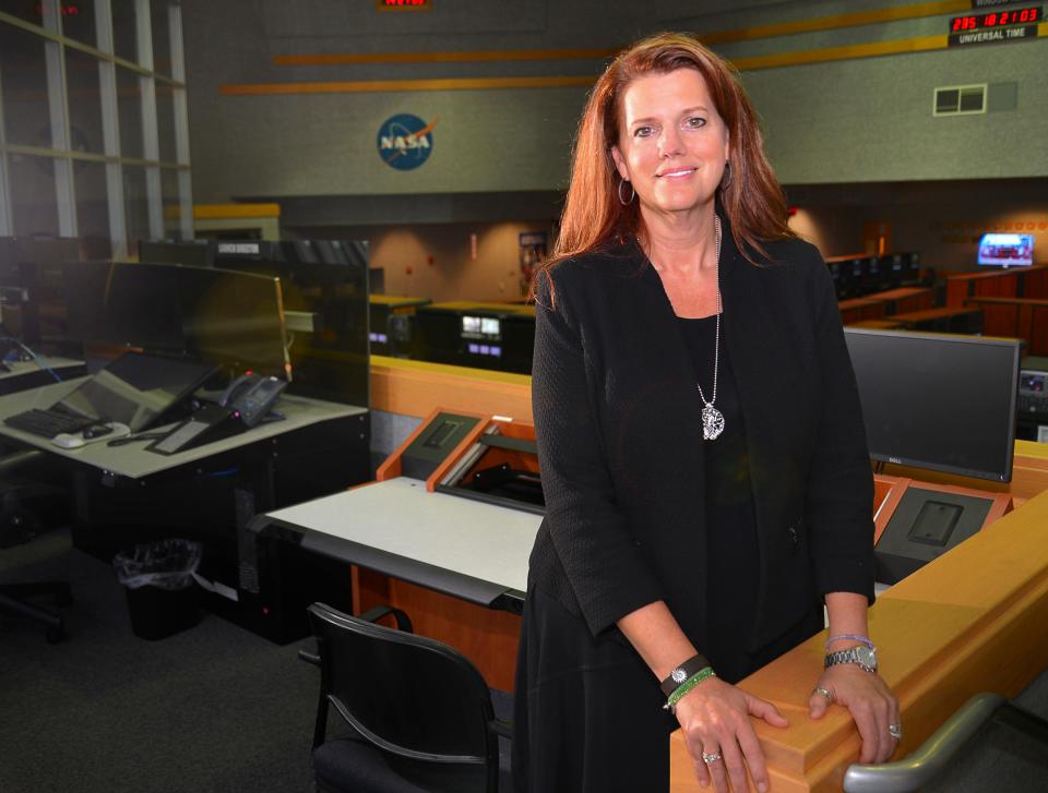 Charlie Blackwell-Thompson, Artemis launch director, is the first female launch director at NASA, in Firing Room 1 in the Launch Control Center. 