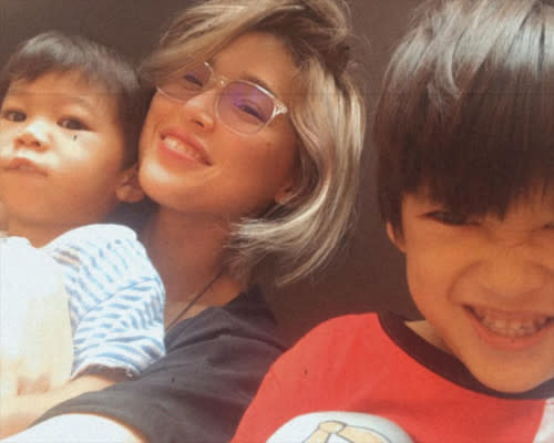 Kylie with her two sons Alas Joaquin and Axl Romeo