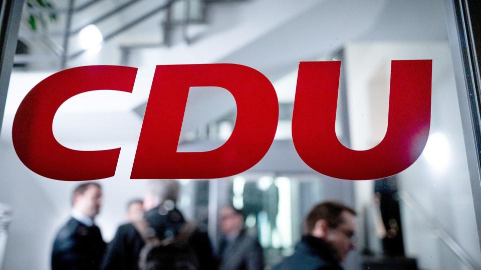 CDU-Logo. (Bild: Fabian Strauch/dpa)