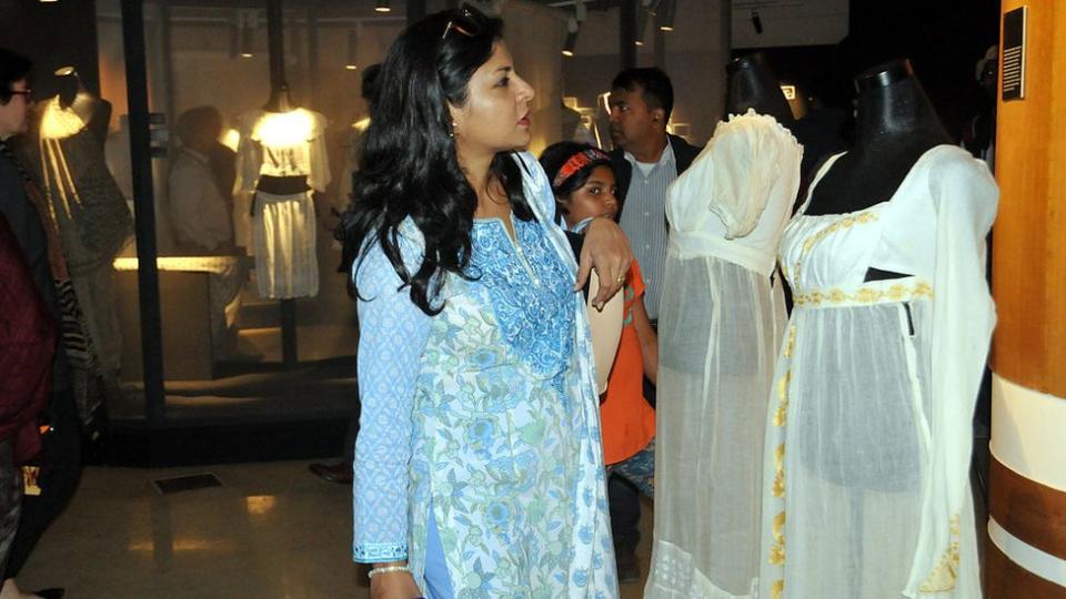 Exhibición de vestidos muselina en el Festival de Muselina en Dhaka en 2016.