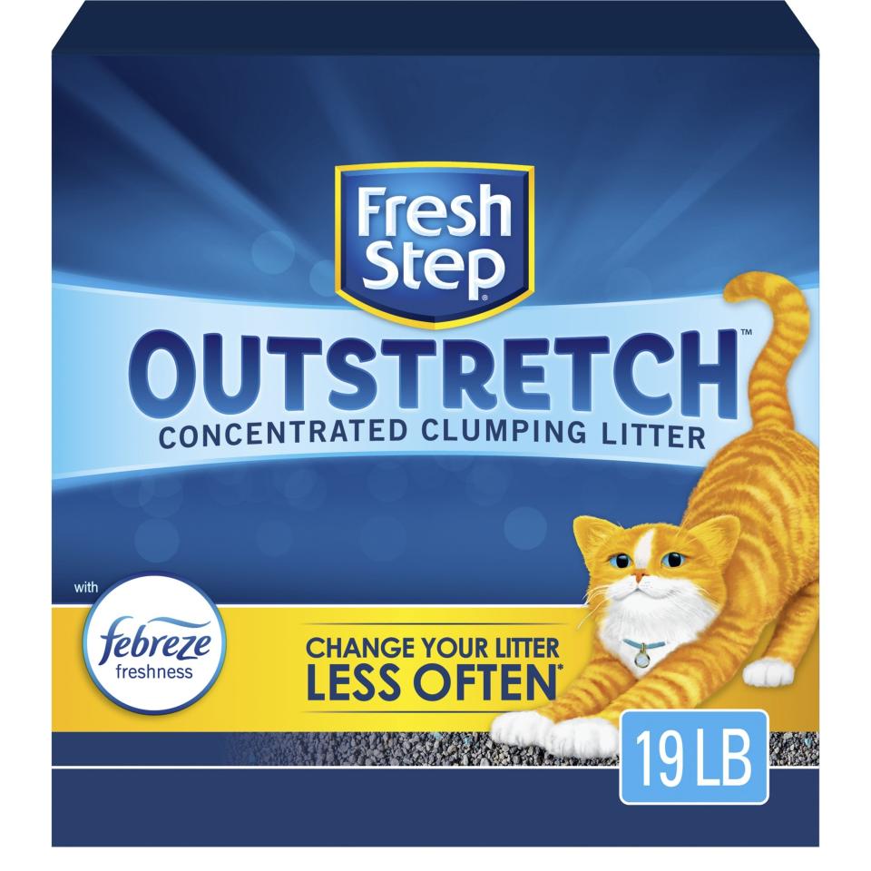 4) Outstretch Concentrated Clumping Litter with Febreze Freshness, 19 LBS