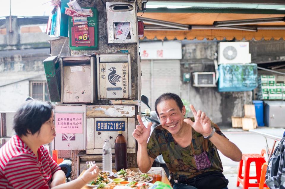 「三姊妹」是在地人最愛的下午酒場所。