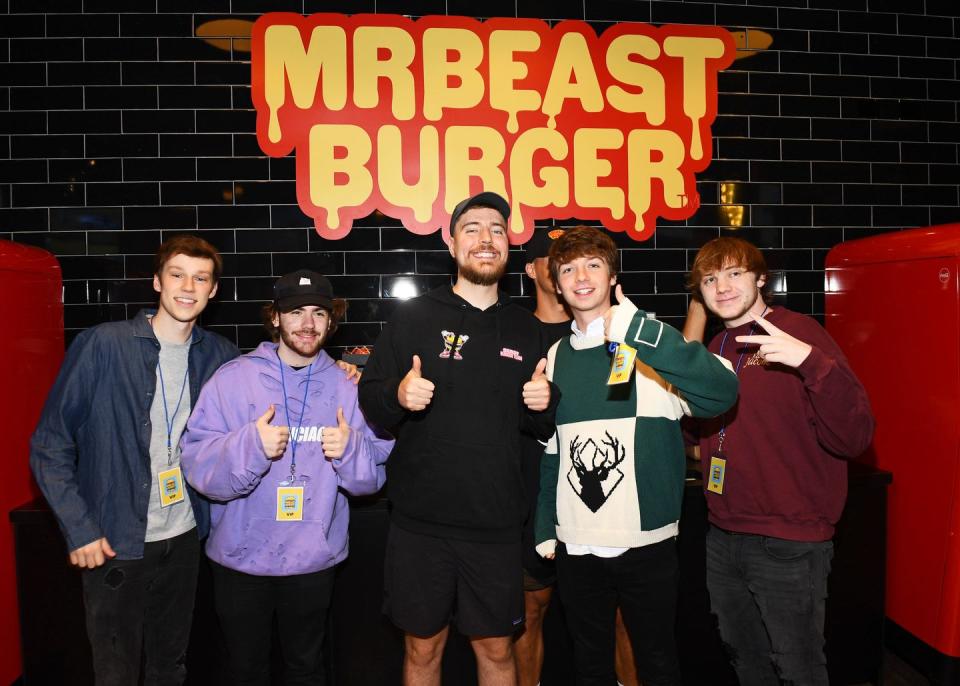 global youtube star mrbeast launches first physical mrbeast burger restaurant at american dream