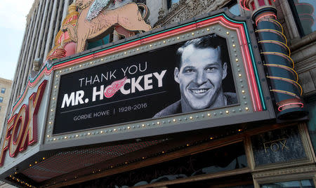 "Thank you Mr Hockey" is seen on the marquee of the Fox Theatre in memory of late National Hockey League (NHL) player Gordie Howe, in Detroit, Michigan June 10, 2016. REUTERS/Rebecca Cook