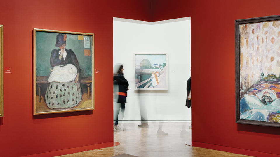 Edvard Munch, Inheritance, 1897-99 (left), and Girls on the Bridge, 1927, at the Munch. - Credit: Einar Aslaksen