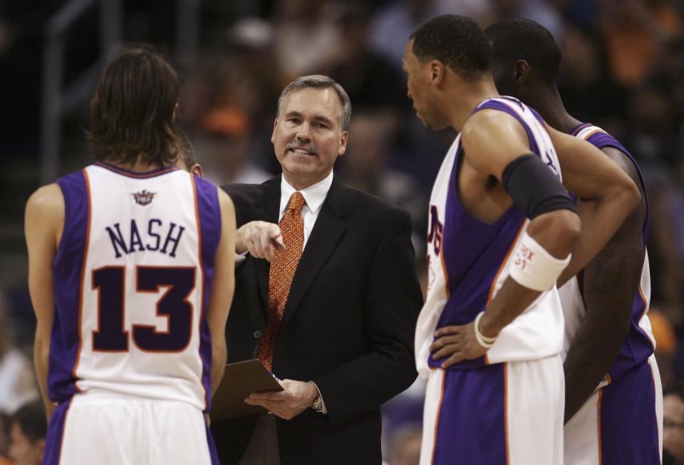 Mike D'Antoni coached Steve Nash on the Phoenix Suns in the mid-2000s. (Jeff Gross/Getty Images)