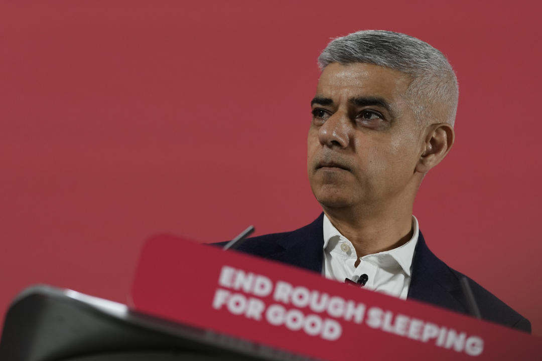 London Mayor Sadiq Khan speaks at a policy launch about homelessness and housing during his campaign to be re-elected as Mayor of London in London, Monday, April 15, 2024. The election for Mayor of London takes place along with local council elections on May 2. (AP Photo/Alastair Grant)