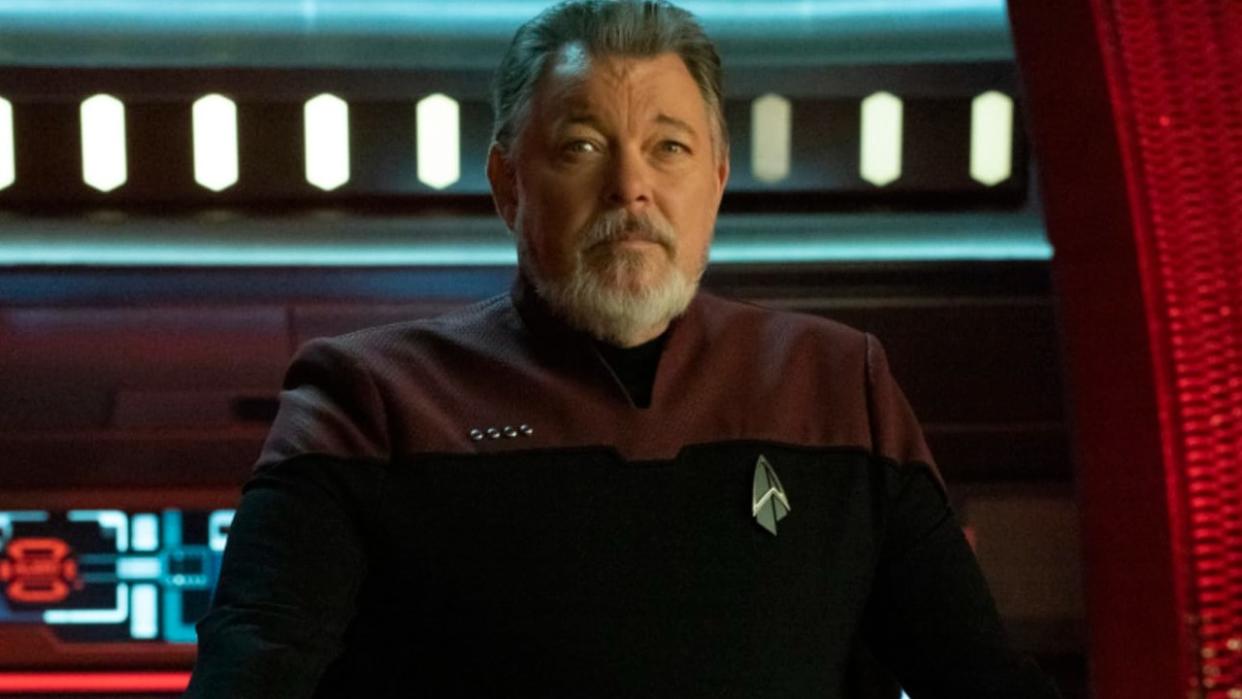  Jonathan Frakes as Captain Riker in Picard. 