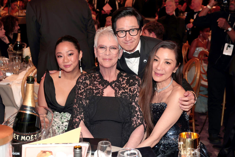 BEVERLY HILLS, CALIFORNIA - JANUARY 10: 80th Annual GOLDEN GLOBE AWARDS -- Pictured: (l-r) Stephanie Hsu, Jamie Lee Curtis, Ke Huy Quan, and Michelle Yeoh attend the 80th Annual Golden Globe Awards held at the Beverly Hilton Hotel on January 10, 2023 in Beverly Hills, California. -- (Photo by Christopher Polk/NBC via Getty Images)