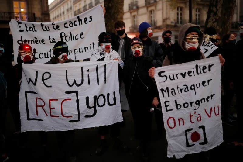 Protests in France over proposed curbs on identifying police