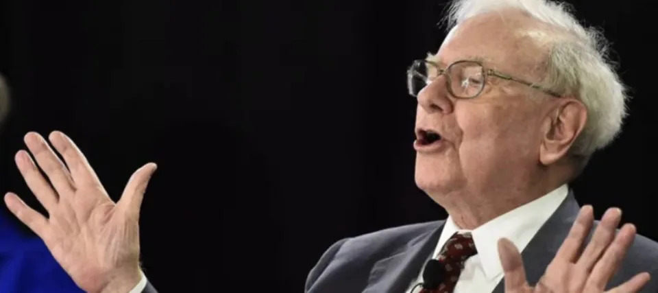 Warren Buffett bought nearly $5 billion worth of HP shares ⁠— here's why you might want to ride his coattails